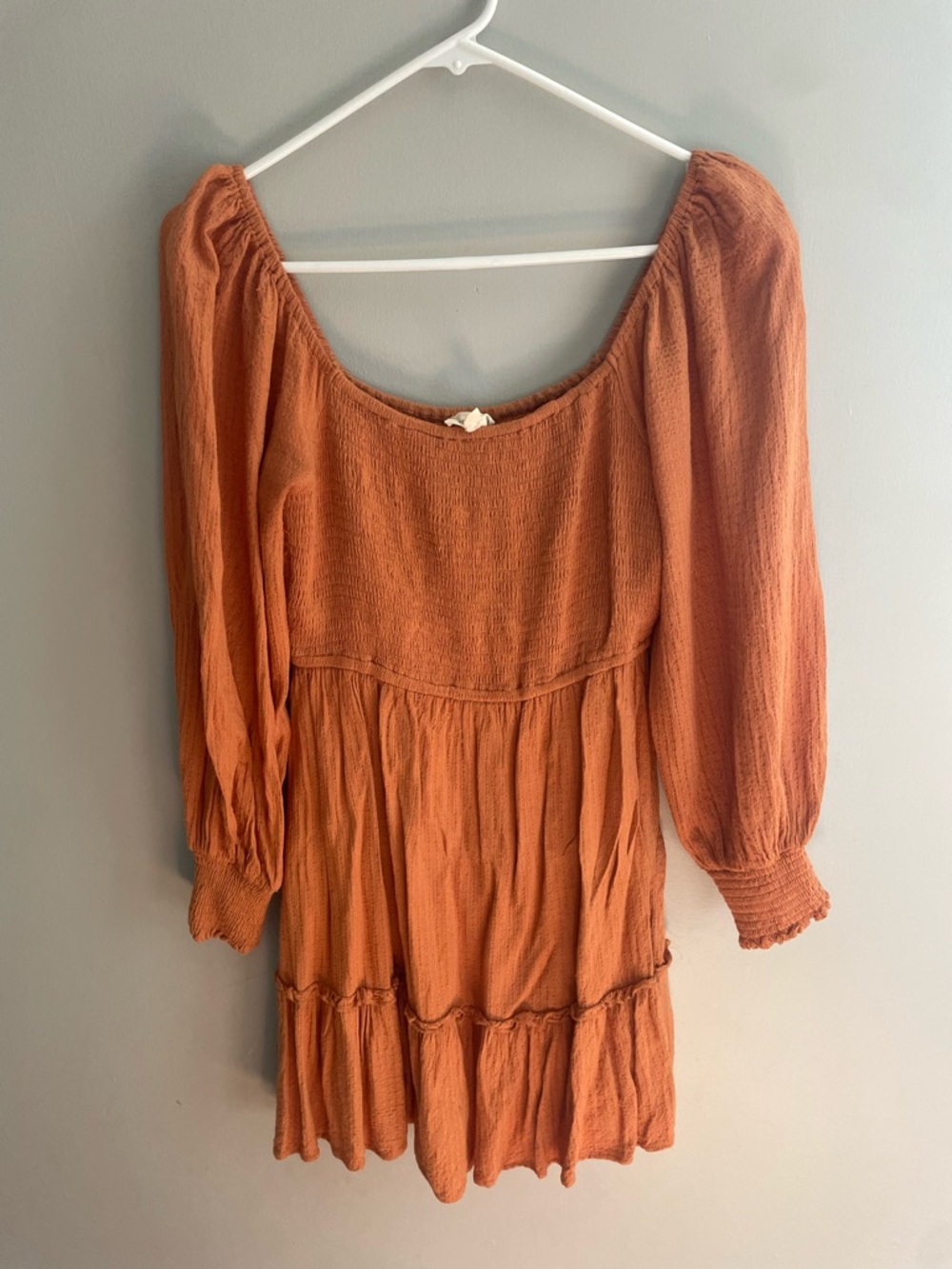 Promesa Smocked Rust‎ Top in Burnt Orange Size Small
